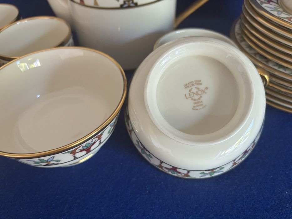 Serviço de Chá porcelana Lenox pintado a ouro