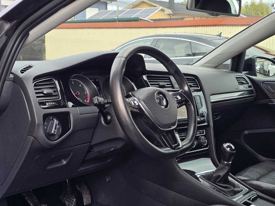 VOLKSWAGEN GOLF VII 1.6TDI 110CV "LOOK GTI"