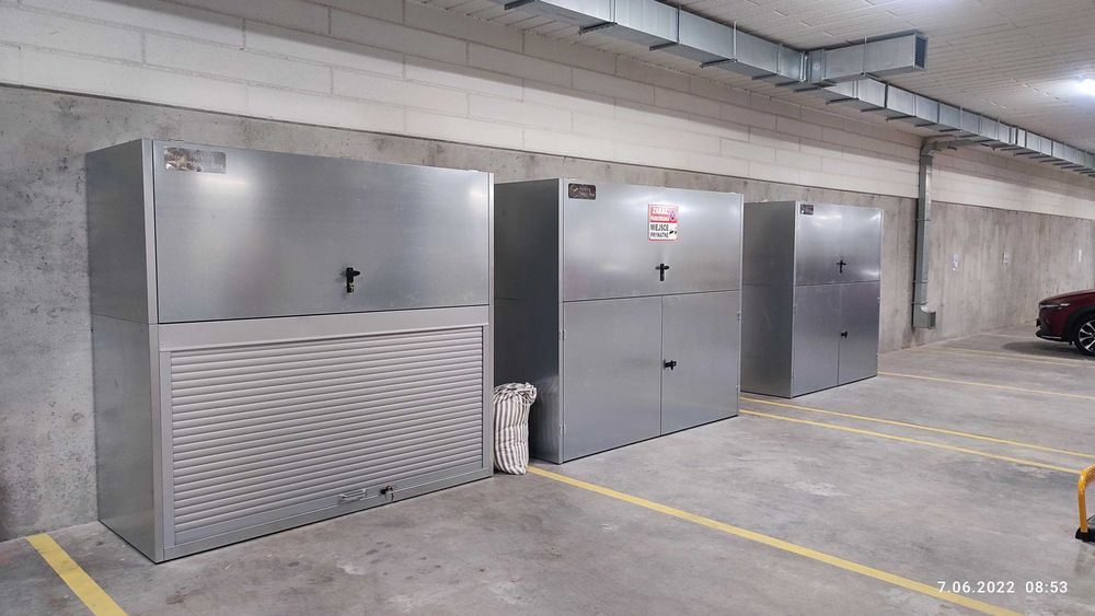 Box na parking, szafa garażowa, zabudowa, piwnica na rower, schowek