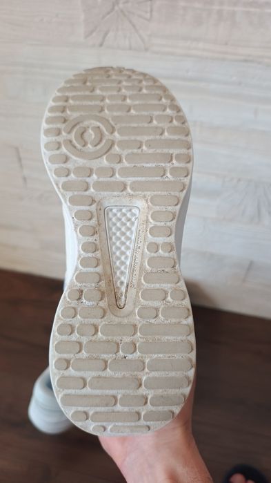 Кросівки Under Armour Ua Edge Lthr (27см)