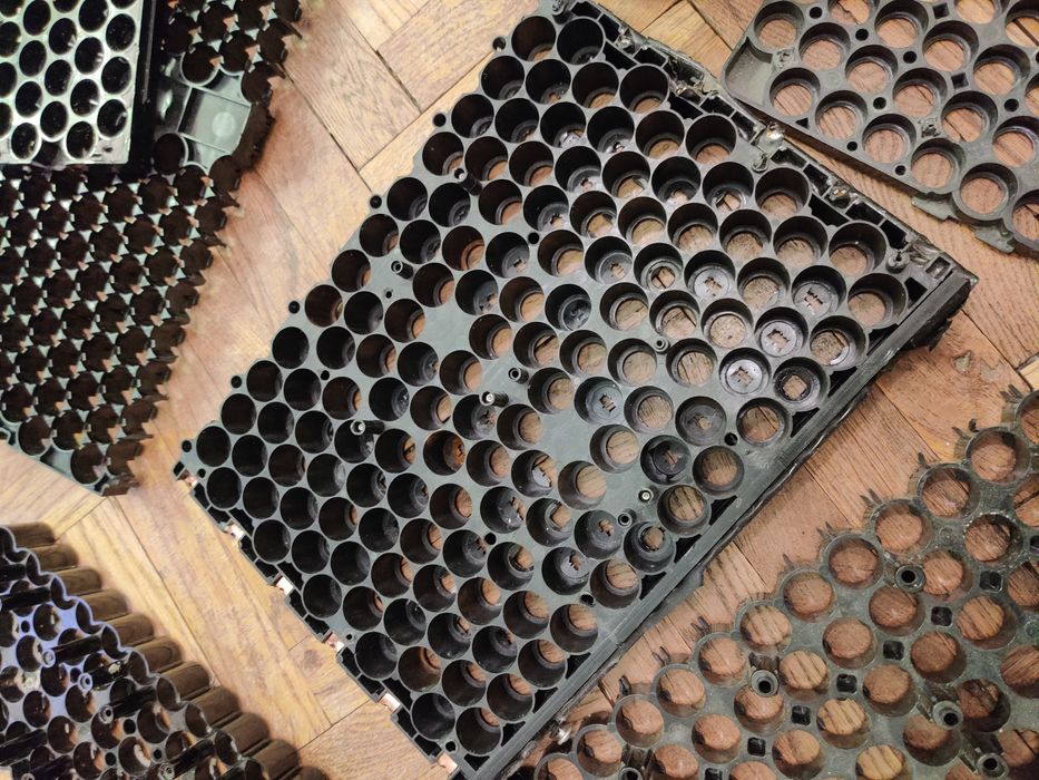 Холдери 32шт на 18650