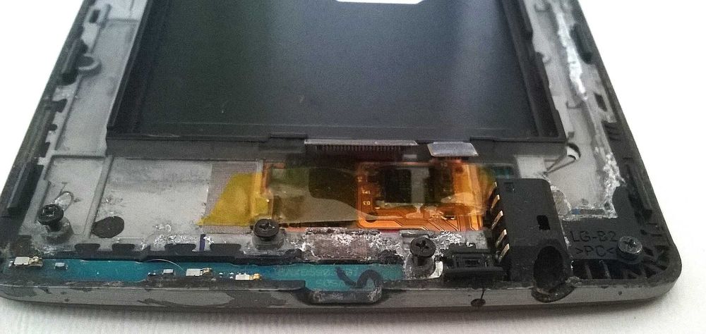 wyświetlacz LCD z dotykiem do smartfonu LG G3 D-855 2/16GB: plus brzęczyk i śrubki do ramki 5.50 cala 534ppi 1440x2560px IPS