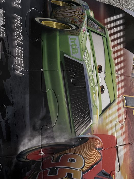 Puzzle AUTA 24 elementy w zamykanej torbie