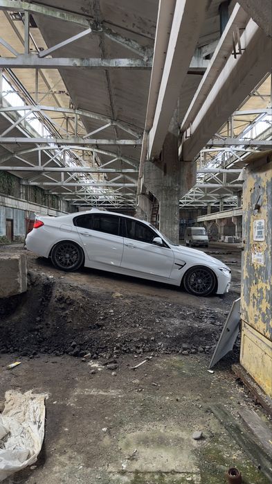 BMW F30 335i 2012