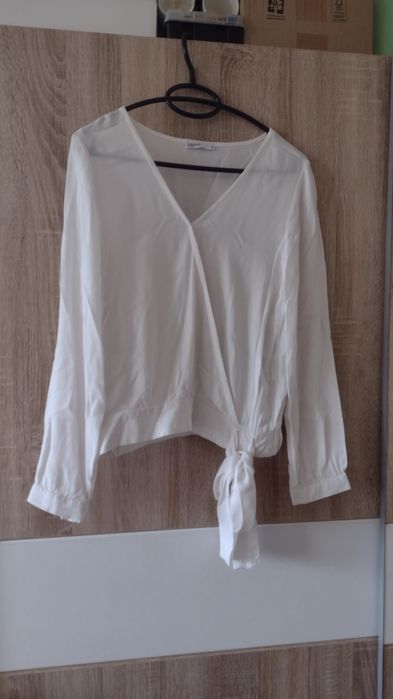 Biała bluzka Cropp XS