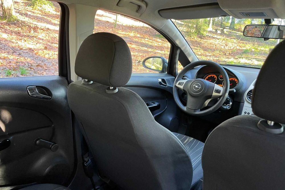 Opel Corsa 1.2 Enjoy