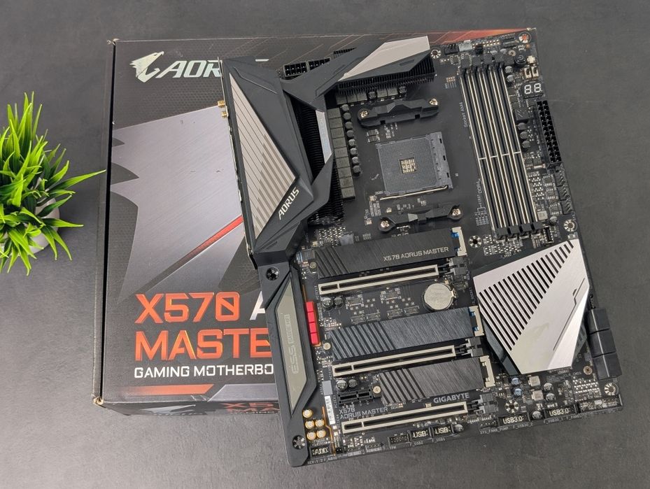 Топова! GIGABYTE X570 AORUS MASTER AM4 (DDR4) Гарантія