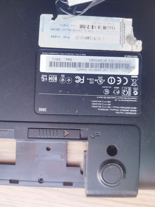 Matryca do laptopa Samsung NP300E5A