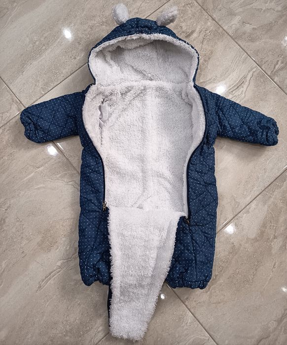 Zimowy kombinezon dziecięcy