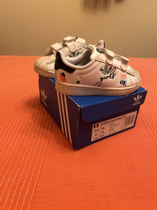 Sapatilhas Adidas Superstar T23