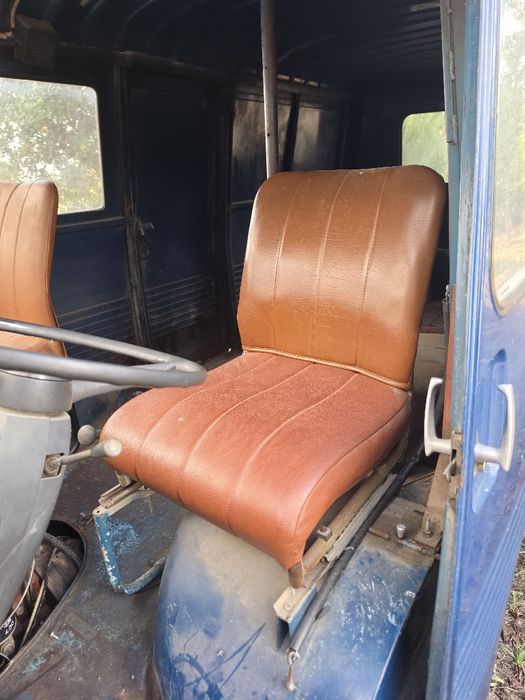 Peugeot j7   restauro
