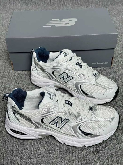 New Balance 530 White Navy - Pudełko