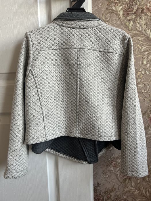 Піджак на дівчинку