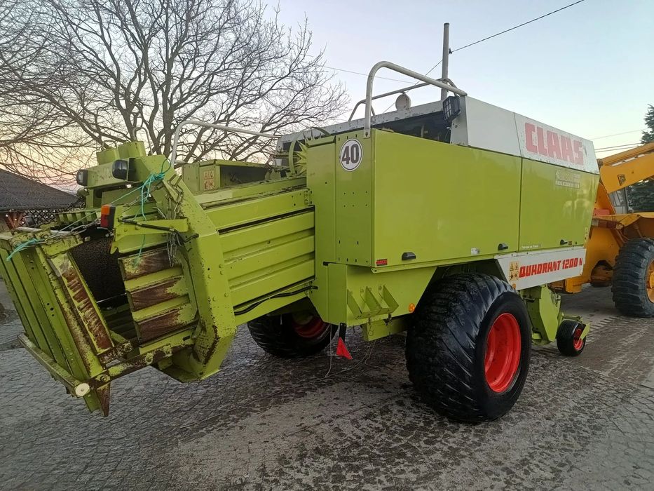 Claas Quadrant 1200 N  Claas Quadrant 1200 N 1995r