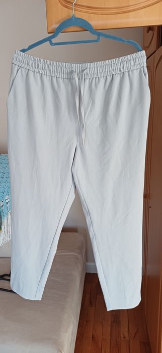 Spodnie  R 42  pas 88-90cm jest regulacja RESERVED