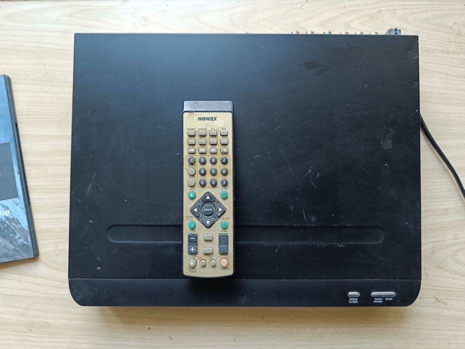 DVD програвач xenon et 3611u