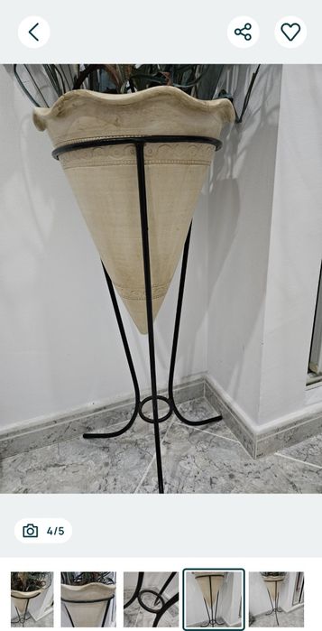 Decorative Jug478947707087104003