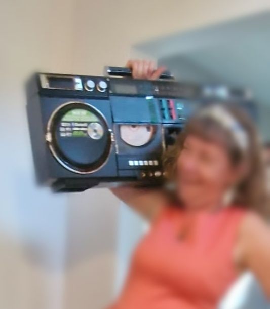Radiomagnetofon nowy