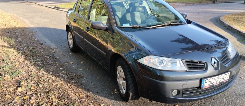 Renault Megane Renault Mégane II Sedan 2008 | 137 tys km | salon Polska