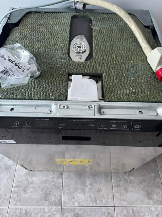 Zmywarka Electrolux EEC67410L comfort 900c 60 cm
