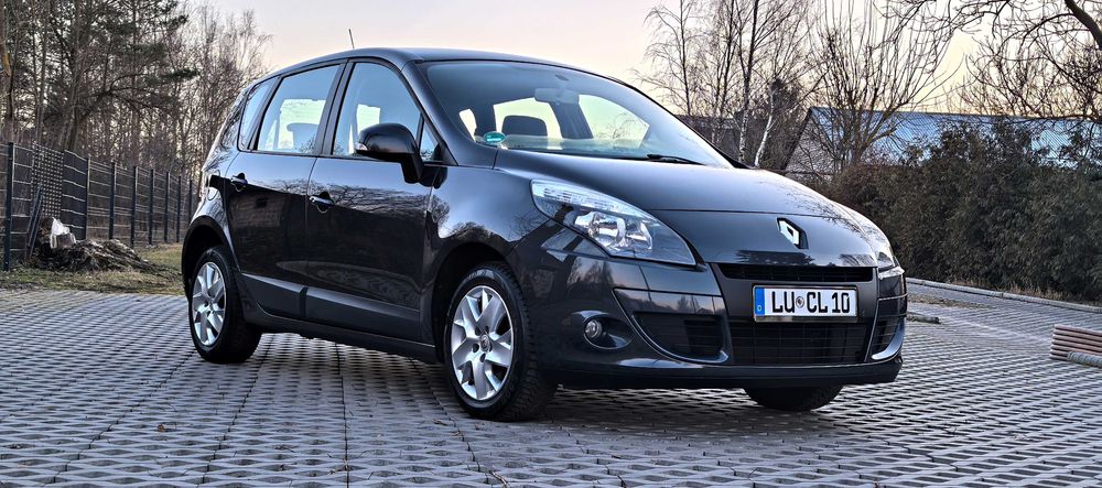 Nietuzinkowy Renault Scenic III 1.6B 16V Prosto z Niemiec Nawigacja