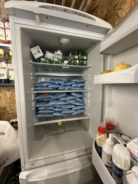 Продам холодильник