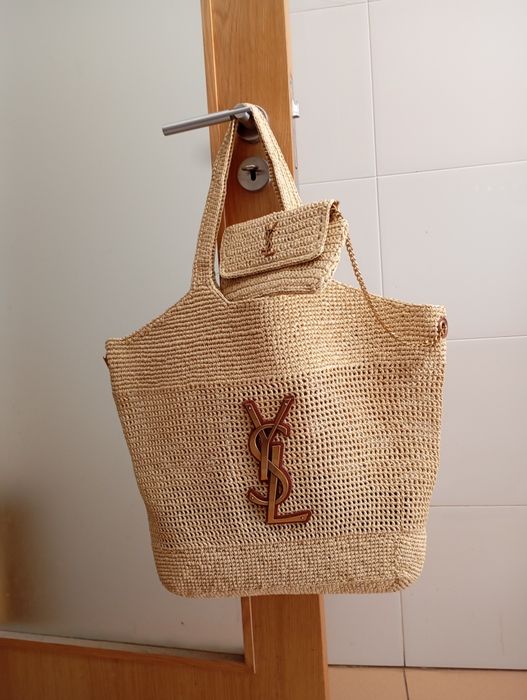 Mala YSL em ráfia