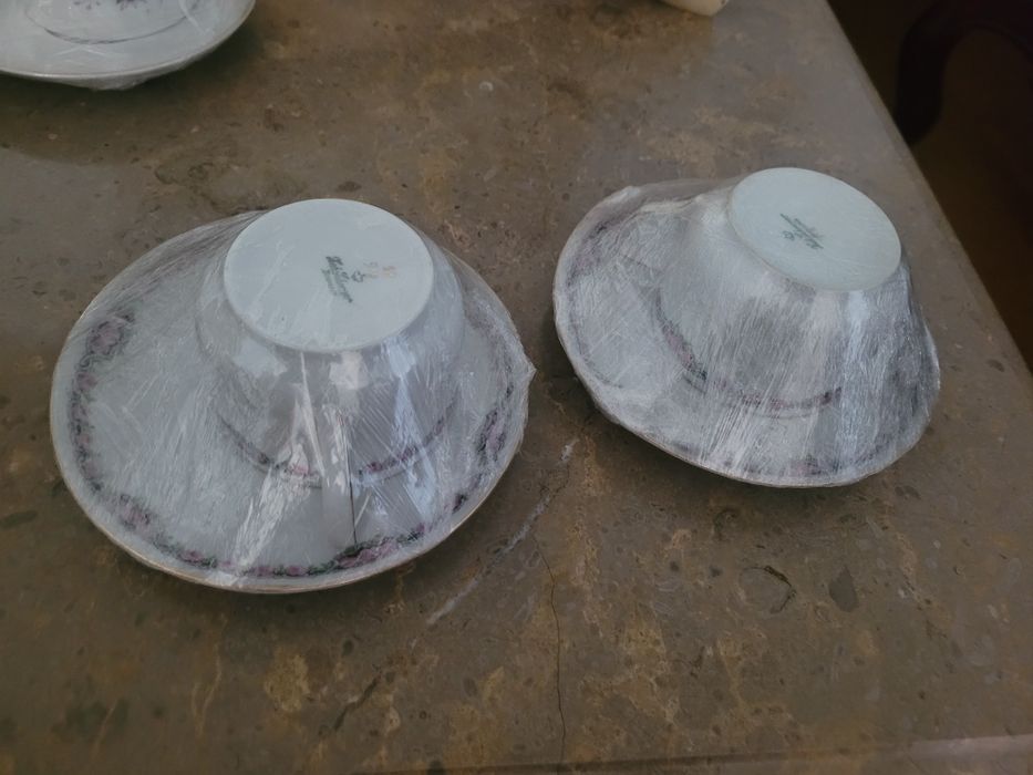Conjunto de chávenas de chá aleatória