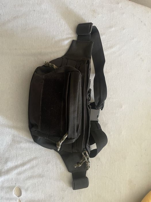 Nerka torba biodrowa camo kangoo