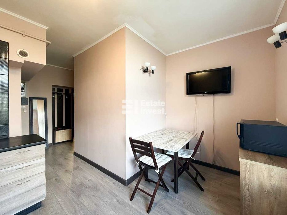 Продам 2 кімн. квартиру по вул. Металіста, 10