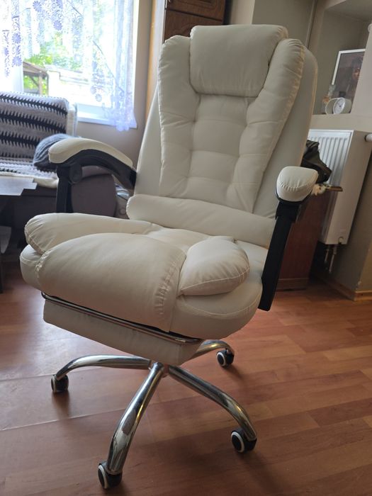 Fotel biurowy eco skóra biały chrom