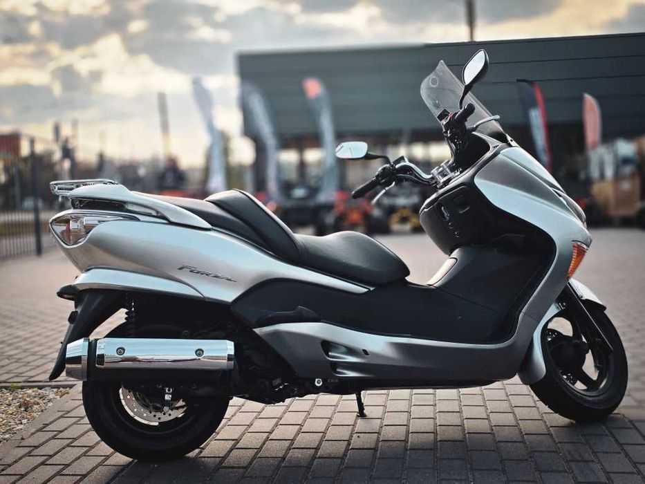 Японський Максі-скутер Honda Forza 250 Z MF08 в Арт мото Житомир
