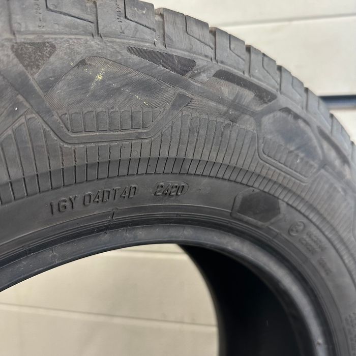 Opona Continental VanContact Eco - 235/65/16