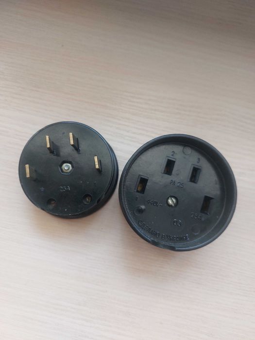 25 А 440V  нова .можливо олх доставка