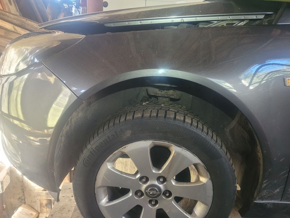 Błotnik lewy przód  opel insignia  kod lakieru  z 177