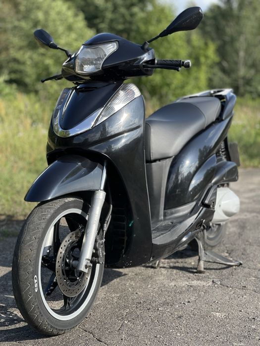 Продам Honda  sh300