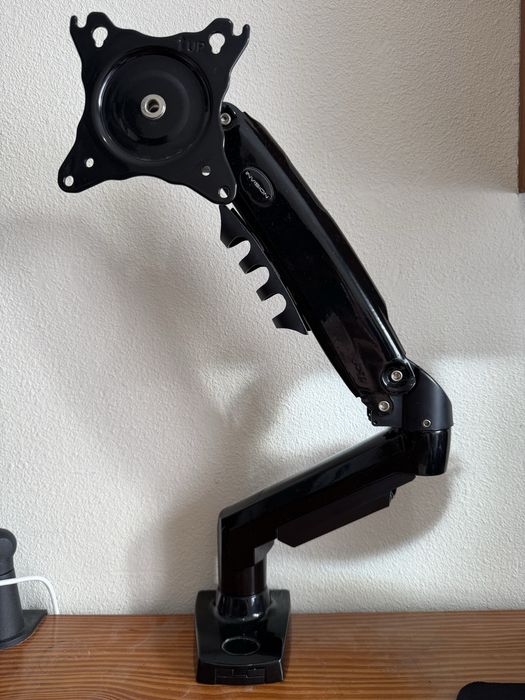 Dois suportes para monitor com molas de gás como NOVOS