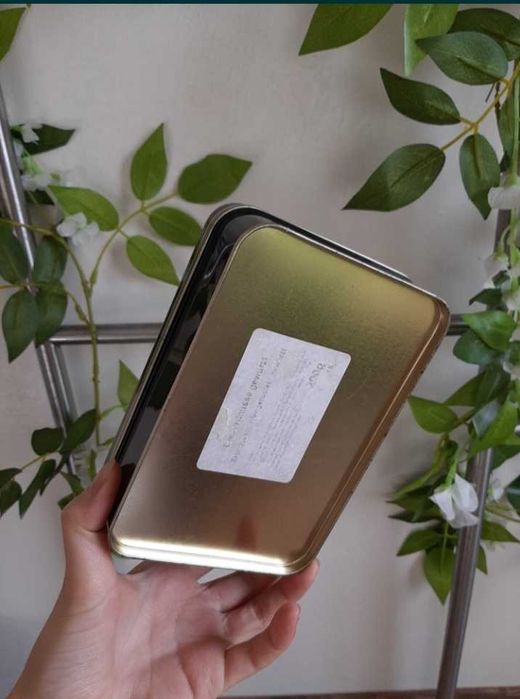 Piękne blaszane pudełko vintage pudło do przechowywania ozdobne konie