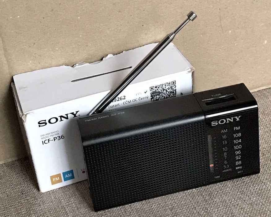 Радиоприемник Sony ICF-P36 с тюнером FM/AM, ORIGINAL