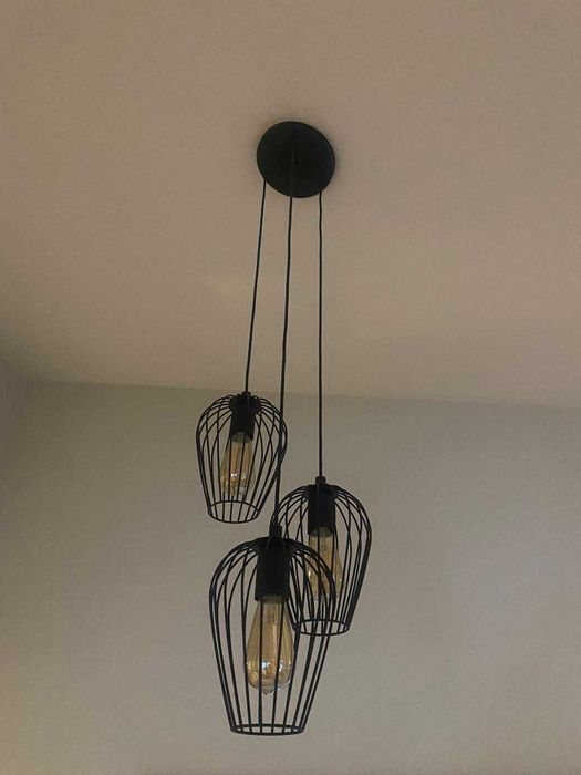 Candeeiro de teto preto