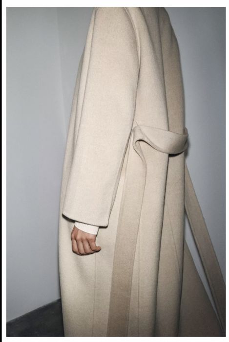 Шерстяне пальто zara