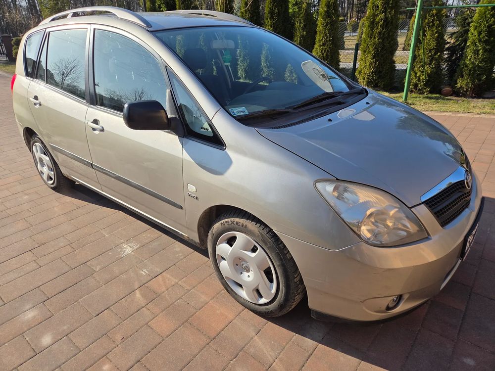 Toyota Corolla Verso 1.6 Terra