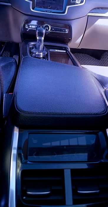 Вольво хс 90 t6 2016 рік