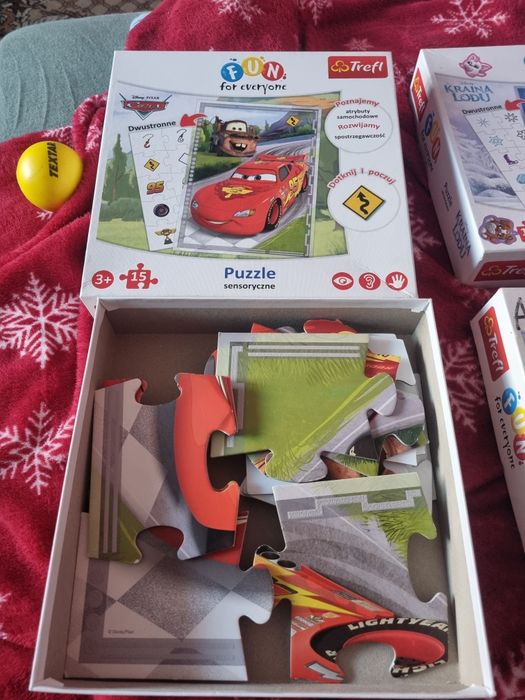 Puzzle sensoryczne Cars