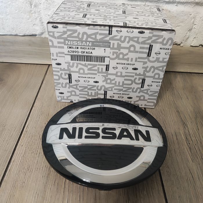 Емблема логотип значок під дістронік радар  Nissan Rogue t33, Qashqai