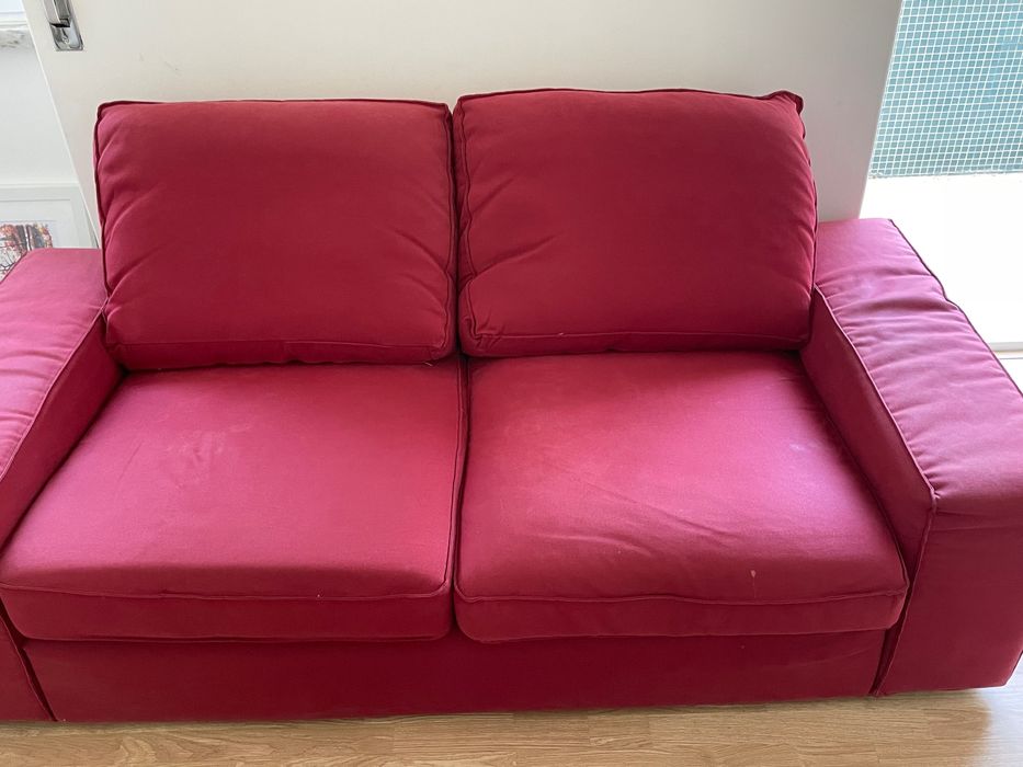 Sofa vermelho 3 lugares
