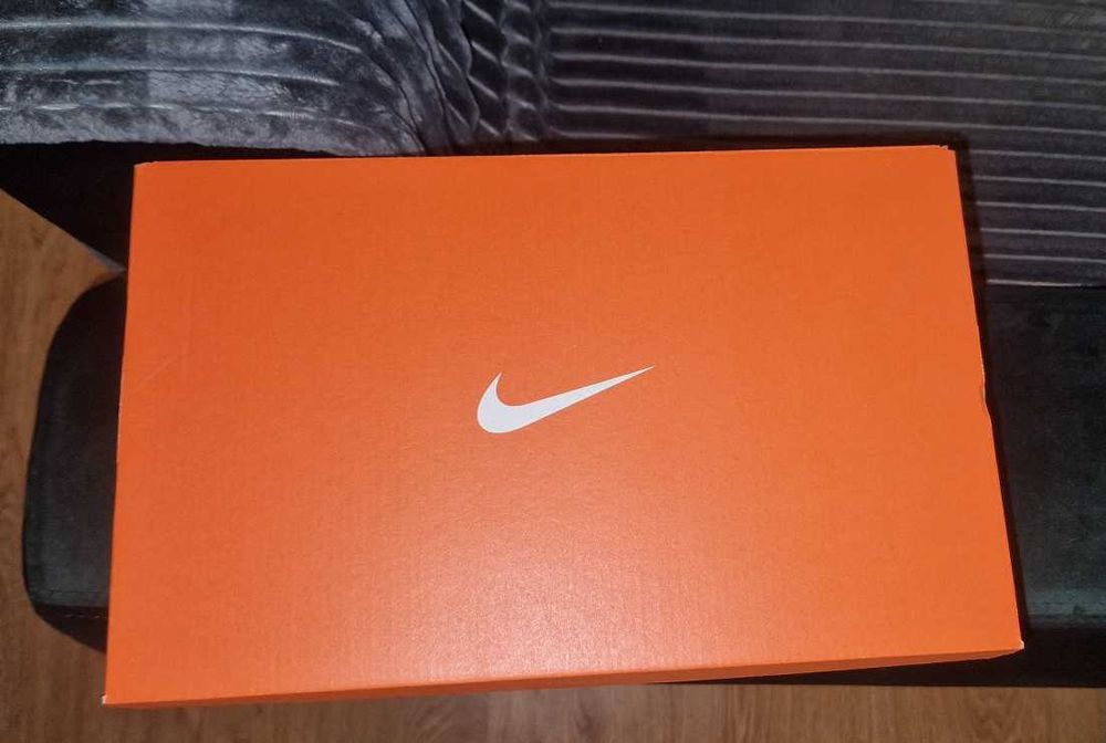 Nowe oryginalne buty Nike AIR Max 720 ZOOM Superrep 3 rozmiar 38