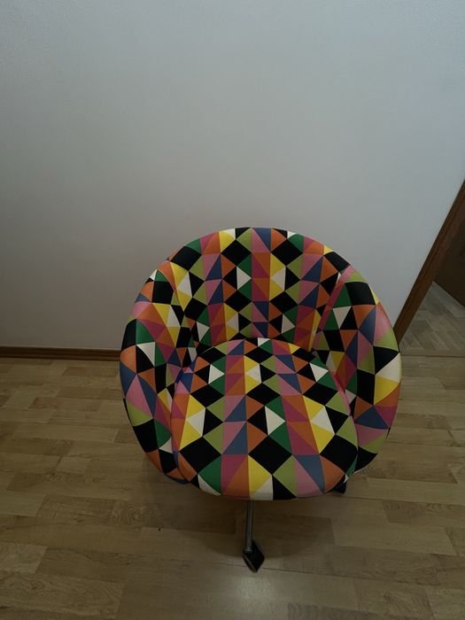 Mobiliário de quarto (dupla cama+secretária+cadeira)