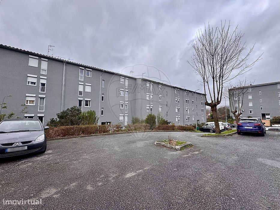 Apartamento T4 para venda