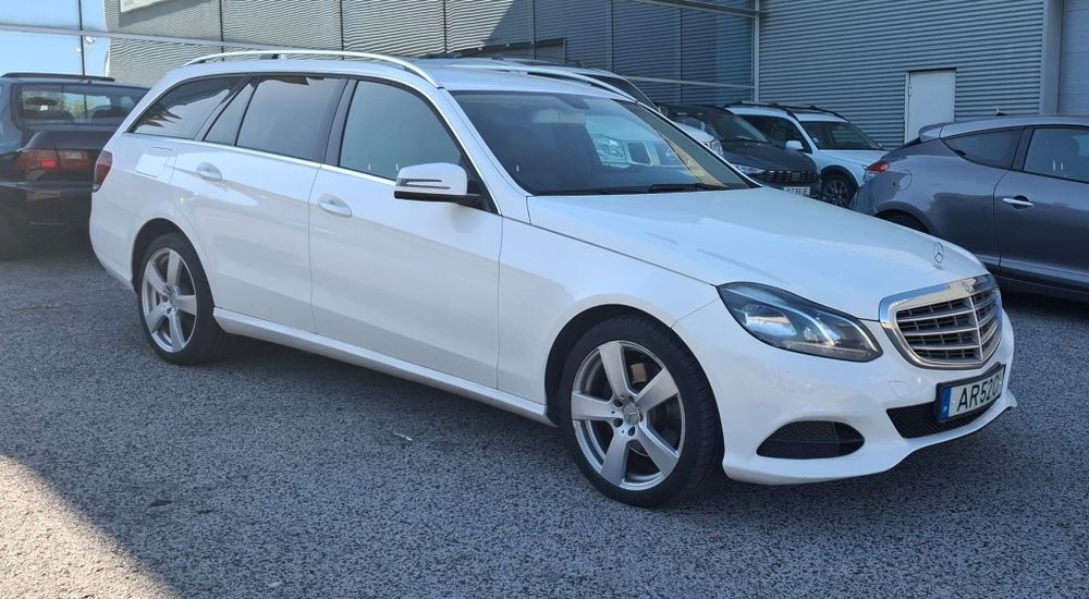 Mercedes E 300 de SW